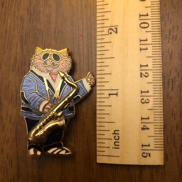 Vintage Ultra Craft Cat Pin Frying Pan Plus Cat on Saxophone Brooch LOT OF 2 - Picture 7 of 9